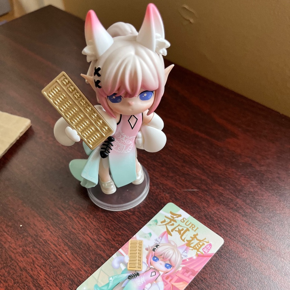 Rolife Suri Lingfeng Town - Tavern Boss (Opened Blind Box Figure)